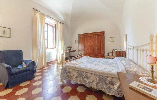 Rosignano Marittimo Apartment | Child-Friendly Getaway at Le Cerbonchie for Budget Travelers