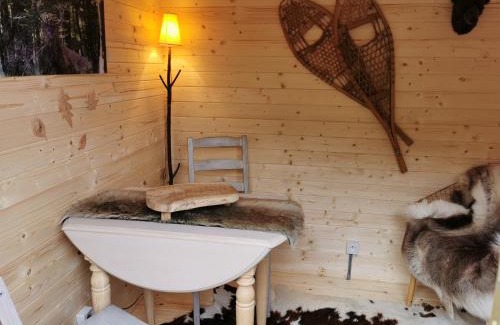 Redu Bed & Breakfast | Experience Comfort at Le Cerf d'Hubert with Ocean Views