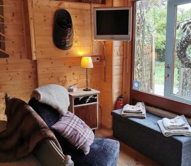 Redu Bed & Breakfast | Experience Comfort at Le Cerf d'Hubert with Ocean Views