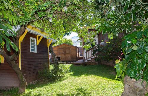 Petite-ÃŽle Villa | Discover Le Cerisier côtelé: Family-Friendly with Pool Access