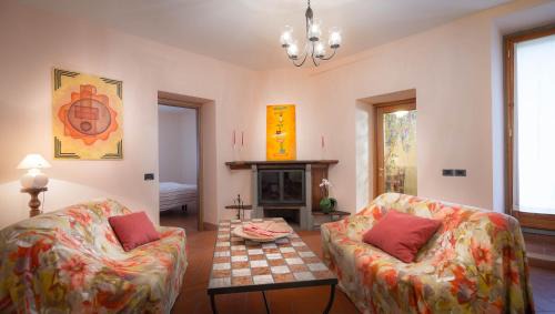 Greve in Chianti House | Experience Le Cetinelle: Oceanfront Bliss & Top Reviews