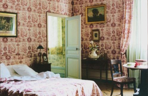 Bressey-sur-Tille Bed & Breakfast | Elegant Le Château de BRESSEY with Pet-Friendly Amenities