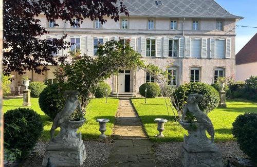 Jeuxey Bed & Breakfast | Elegant Le Château de Failloux: Oceanfront with Spa & Pool
