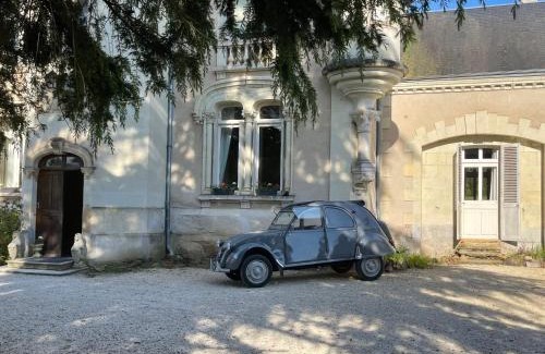 Oiron Bed & Breakfast | Discover Le Château de Leugny: 9.3/10, Oceanfront Escape