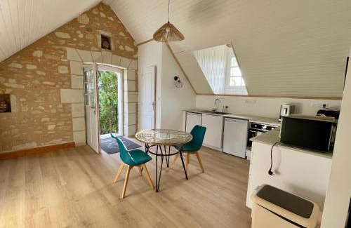 Oiron Bed & Breakfast | Discover Le Château de Leugny: 9.3/10, Oceanfront Escape