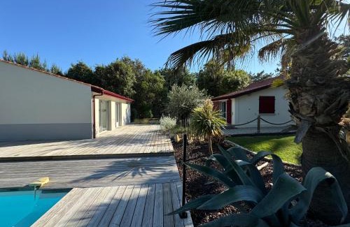 Soulac-sur-Mer Villa | Villa Soulacaise: Poolside Retreat Near the Beach