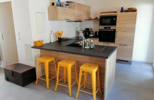 Saint-Pierre-d'Oleron House | Discover Le Chai de Saint-Pierre: Family-Friendly Retreat