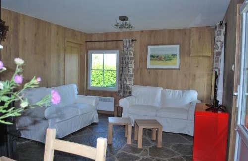 Engreux House | Family-Friendly Stay at Le Chalet à Bonnerue, Rated 9.4/10