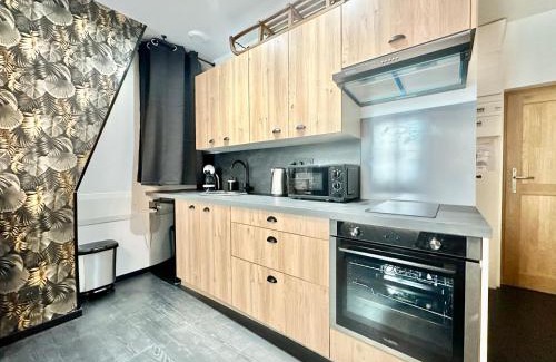 Limoges Apartment | Le Chalet: Centrally Located Retreat for Families