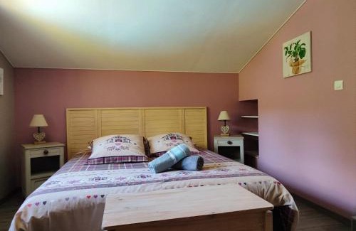 Weiterswiller Ski Chalet | Relax at Le Chalet Cosy with Pool, Spa & Pet-Friendly Comfort