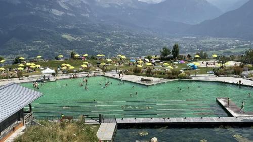 Combloux Apartment | Pet-Friendly Retreat at Le Chalet de Julbert - 4 Star Gem