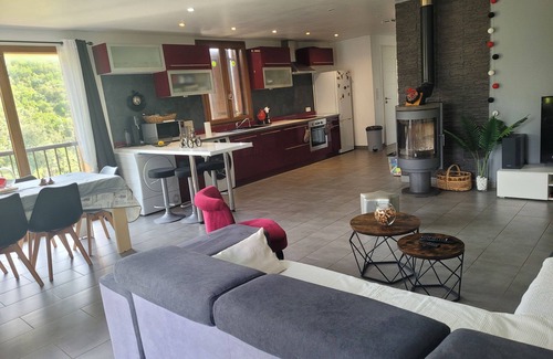 Casamozza House | Discover Oceanfront Bliss at Le Chalet de Julia
