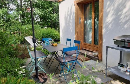 Chamonix City Centre Apartment | Exceptional Family Retreat at Le Chalet de l'Ours Blanc