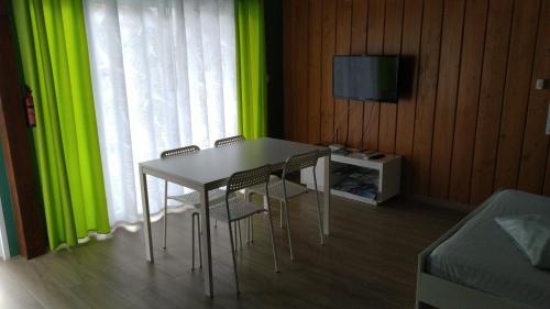 Montady Apartment | Experience Oceanfront Relaxation at Le Chalet de Lylou