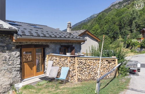 Saint-Andre House | Discover LE Chalet DE Manelou: Pet-Friendly Retreat