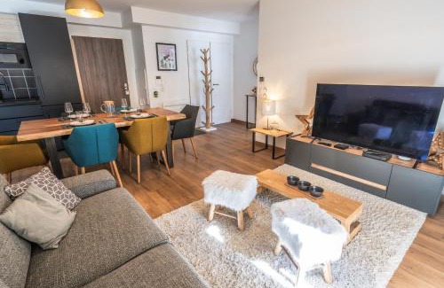 La Mongie Apartment | Family-Friendly Retreat at Le Chalet des Étoiles, 4-Star Stay