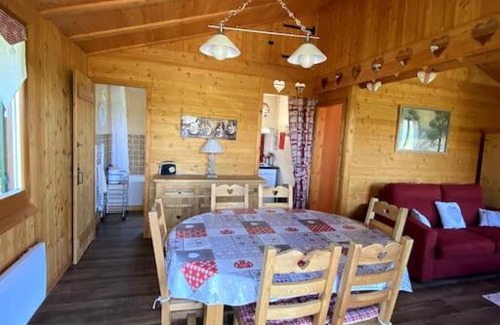 Le Tholy Ski Chalet | Experience Oceanfront Relaxation at Le Chalet des Coeurs