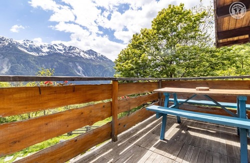 Saint-Andre House | LE CHALET DES DEUX AROLLES