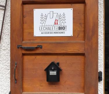 Le Biot Apartment | Discover Le Chalet du BioT: Pet-Friendly Getaway Rated 9.1