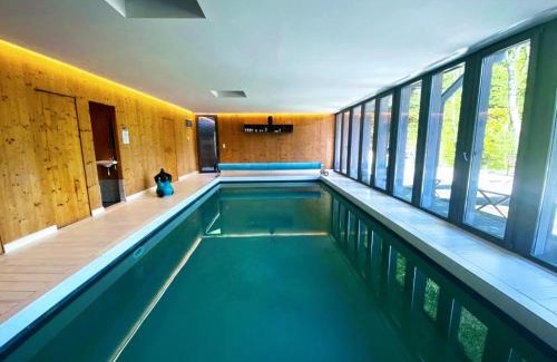Aillon-le-Jerune Bed & Breakfast | Relax at Le Chalet Du Blanc Spa with Oceanfront Views