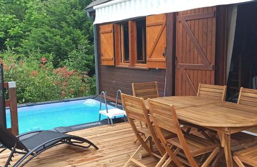 Plantades Ski Chalet | Relax at Le Chalet du Lac: Pool, Spa & Ocean Views