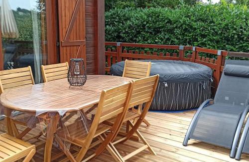 Plantades Ski Chalet | Relax at Le Chalet du Lac: Pool, Spa & Ocean Views