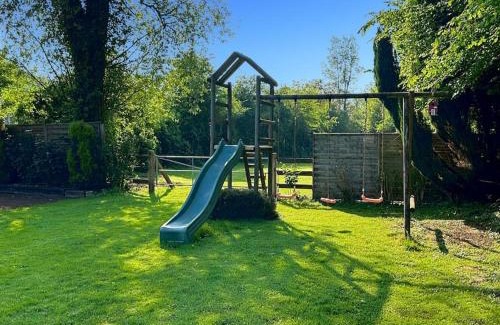 Argoules Ski Chalet | Nature Retreat at Le Chalet du Marais in Baie de Somme