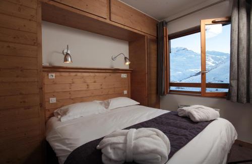 Les Bruyeres Hotel | Experience Le Chalet du Mont Vallon Spa Resort in Style