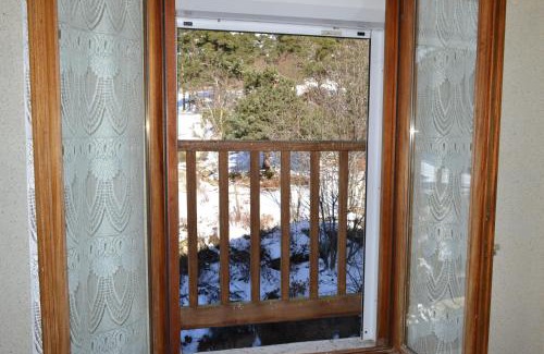 Antrenas Hotel | Discover Le Chalet: Pet-Friendly Oceanfront Retreat