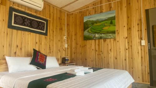 Bac Ha House | Charming Le Chalet Homestay: Family-Friendly & Breakfast Included