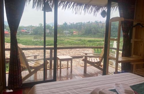 Bac Ha House | Charming Le Chalet Homestay: Family-Friendly & Breakfast Included