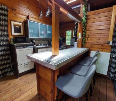 Barbencon Ski Chalet | Le Chalet Loriquet