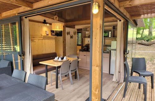 Coulandon Hotel | Cozy Getaway at Le Chalet Montégut with Ocean Views