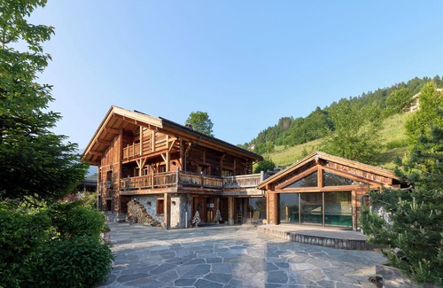 Le Grand-Bornand Ski Chalet | Indulge in Relaxation at Le Chalet Spa des Envers d'en Haut