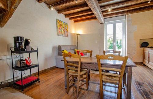 Balnot-sur-Laignes House | Discover Le Champenois: Oceanfront Family Getaway