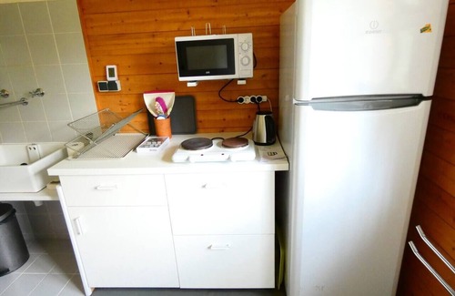 Francheville Le Bas House | Le Chantegrillet: Large studio + quiet garden