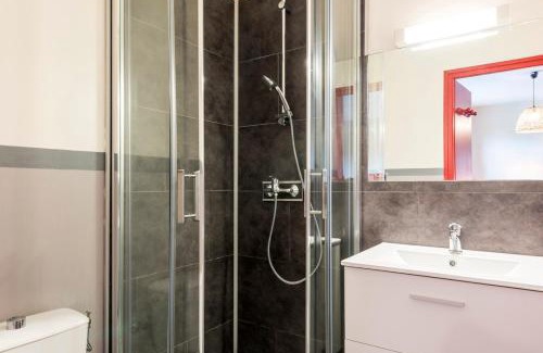 Amancy House | Discover Comfort at Le Charmagit: Rated 8.7/10 with Great Amenities
