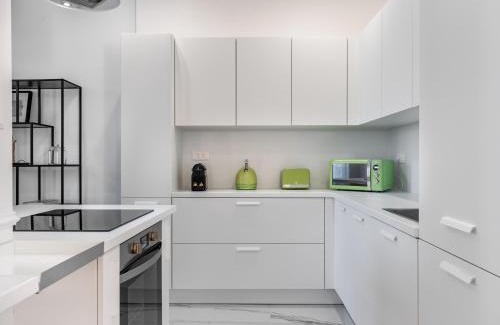 Poincare - Foch - Anatole France - Croix de Bourgogne Apartment | Family-Friendly Stay at Le Charmant de Medreville, Nancy