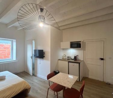Bouloc House | Charming Country Retreat in Historic 1900 Toulouse