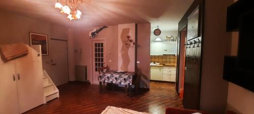Chez Sapin Apartment | Pet-Friendly Comfort at Le Chat Riant - Rated 8.2/10