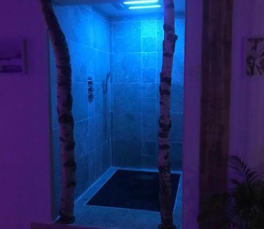 Mosnes Bed & Breakfast | Indulge at Le Chateau de la Barre with Spa and Hot Tub