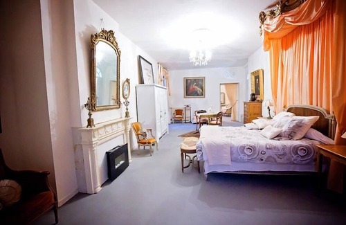 Poligne House | Experience Tranquility at le Chateau du Bois Glaume