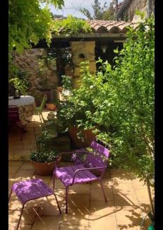 Camps-sur-l'Agly House | Discover Le Chateau: Family-Friendly Retreat with Hot Tub