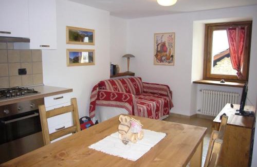Vignil House | Cozy Retreat at Le Chaton Fait Ronron with Pet-Friendly Perks