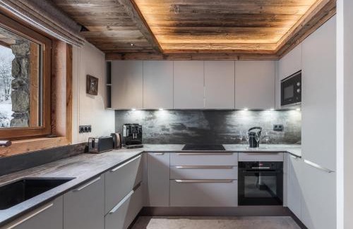 Le Raffort Ski Chalet | Experience Relaxation at Le Cheval Blanc et Le Loup Blanc