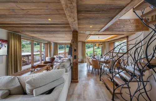 Le Raffort Ski Chalet | Indulge at Le Cheval Blanc: Ski-in, Jacuzzi & Cinema