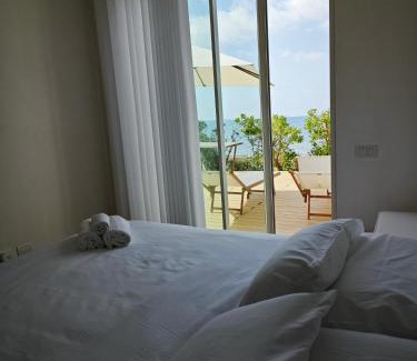 Follonica House | Oceanfront Retreat at Le Chic La Casina sulla Duna