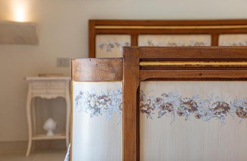 San Pietro in Lama House | Discover Le Chiese: Pet-Friendly Retreat with Pool