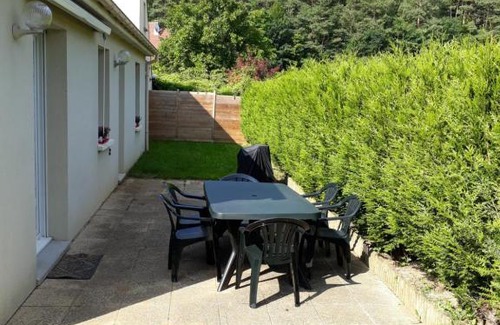 Verneuil-en-Halatte House | Family-Friendly Retreat at Le Chouette Logis - Rated 9/10