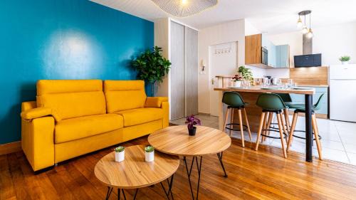 Faubourg Sud Apartment | Discover Family-Friendly Comfort at Le Chouette Toucan